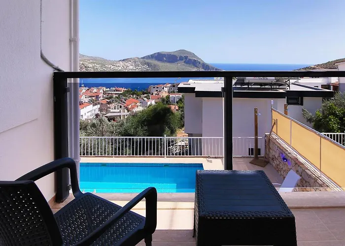 فيلة 3 Bedroom كالكان